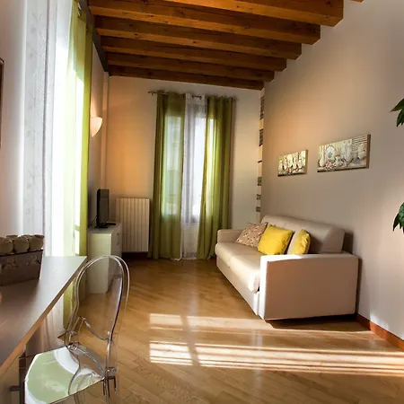 For Rent Topazio * Verona